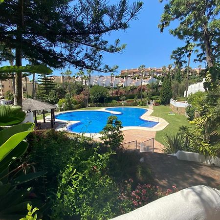 Benalgolf Vista Al Mar - Piscina Y Playa - Cercano A Campo De Golf 贝纳尔马德纳 外观 照片